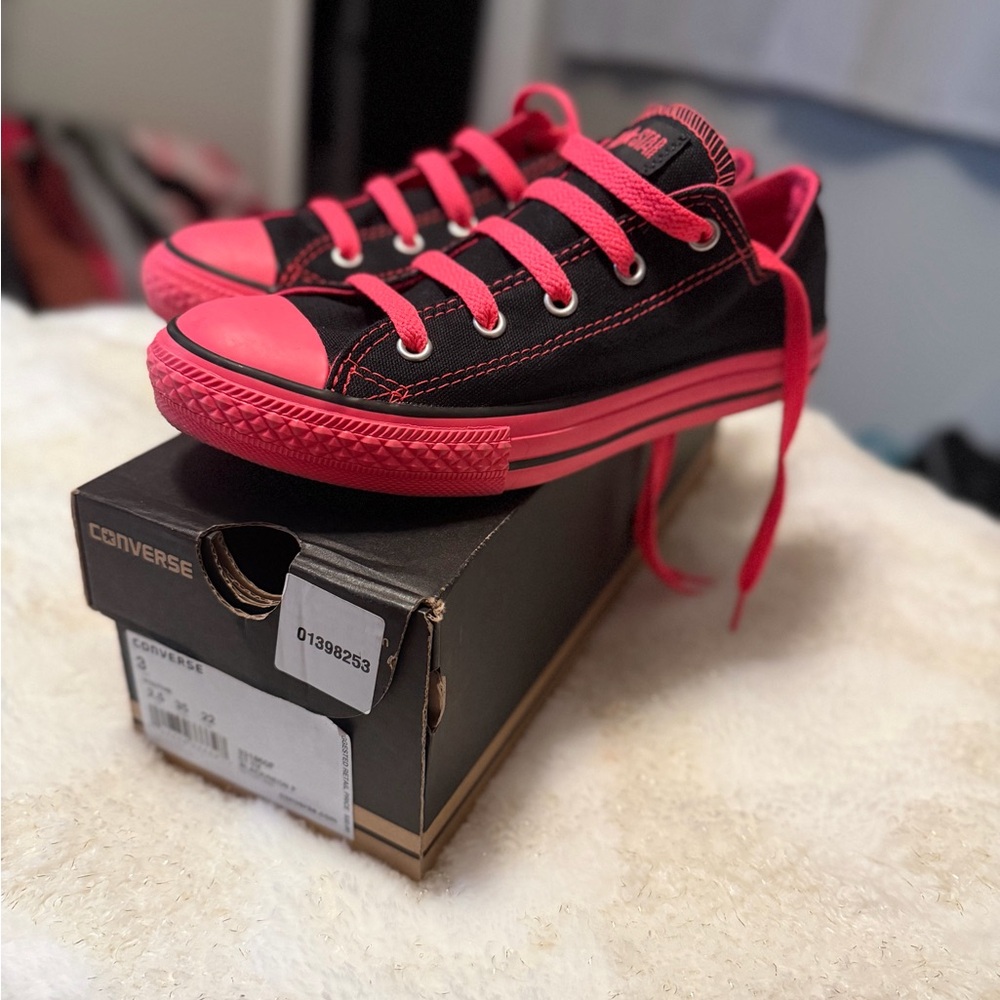 Converse Black and Hot Pink Low-Tops